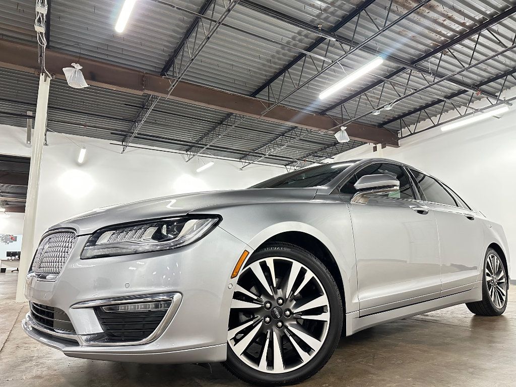 Used 2020 Lincoln MKZ Reserve FWD image 1