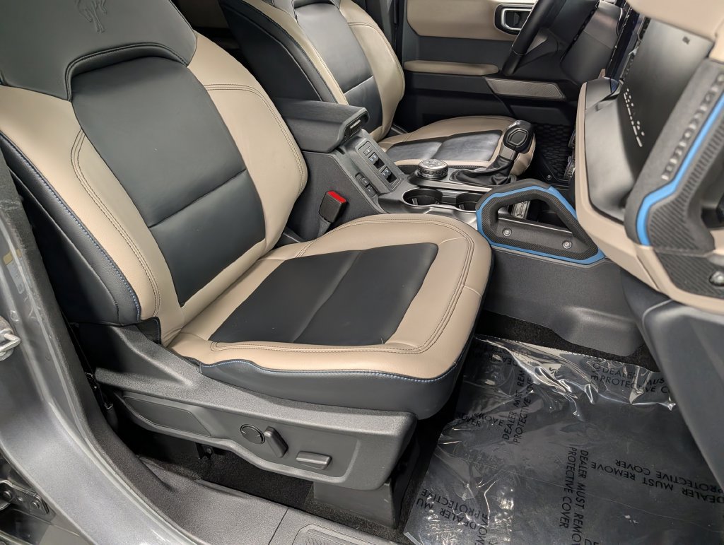 Certified 2023 Ford Bronco Wildtrak AWD/4WD image 35