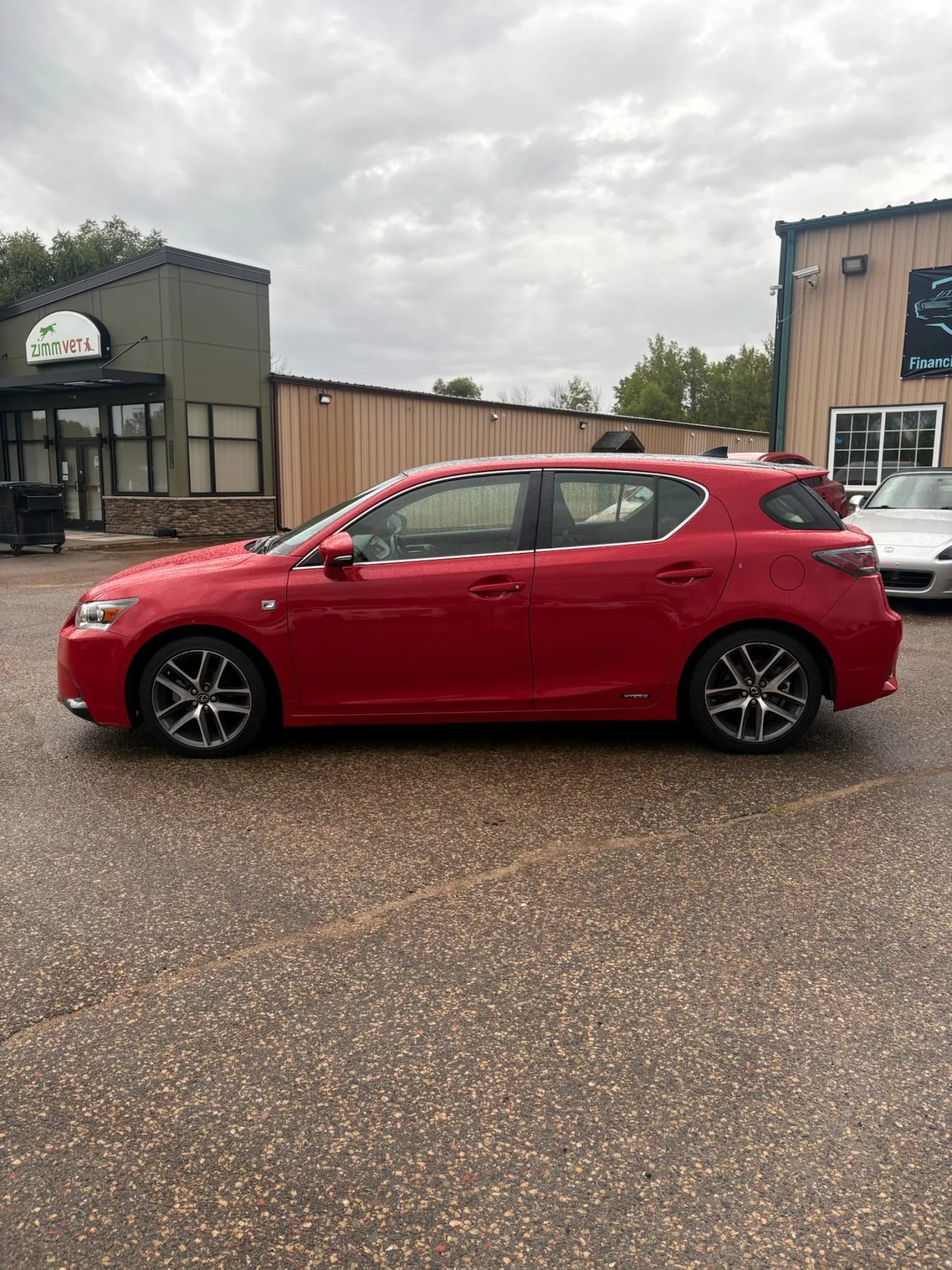 Used 2014 Lexus CT 200h w/ F Sport w/Nuluxe Interior FWD image 8