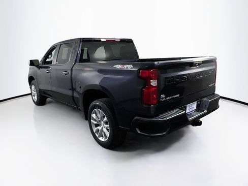 Used 2023 Chevrolet Silverado 1500 Custom image 7