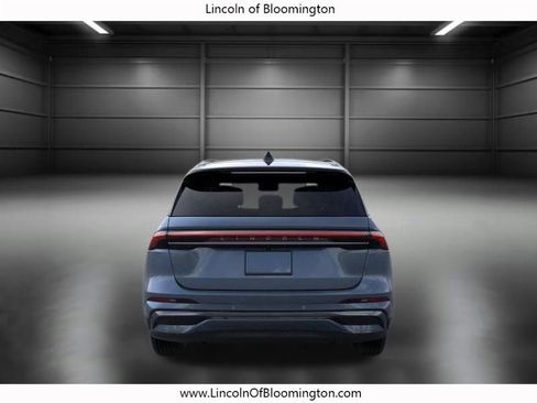 New 2026 Lincoln Nautilus Reserve image 7