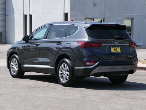 Used 2020 Hyundai Santa Fe SEL FWD image 5