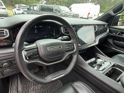 Certified 2025 Jeep Grand Wagoneer Series II Obsidian w/ Quick Order Packagew 28T AWD/4WD image 26