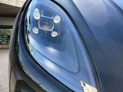 Used 2020 Porsche Macan image 29