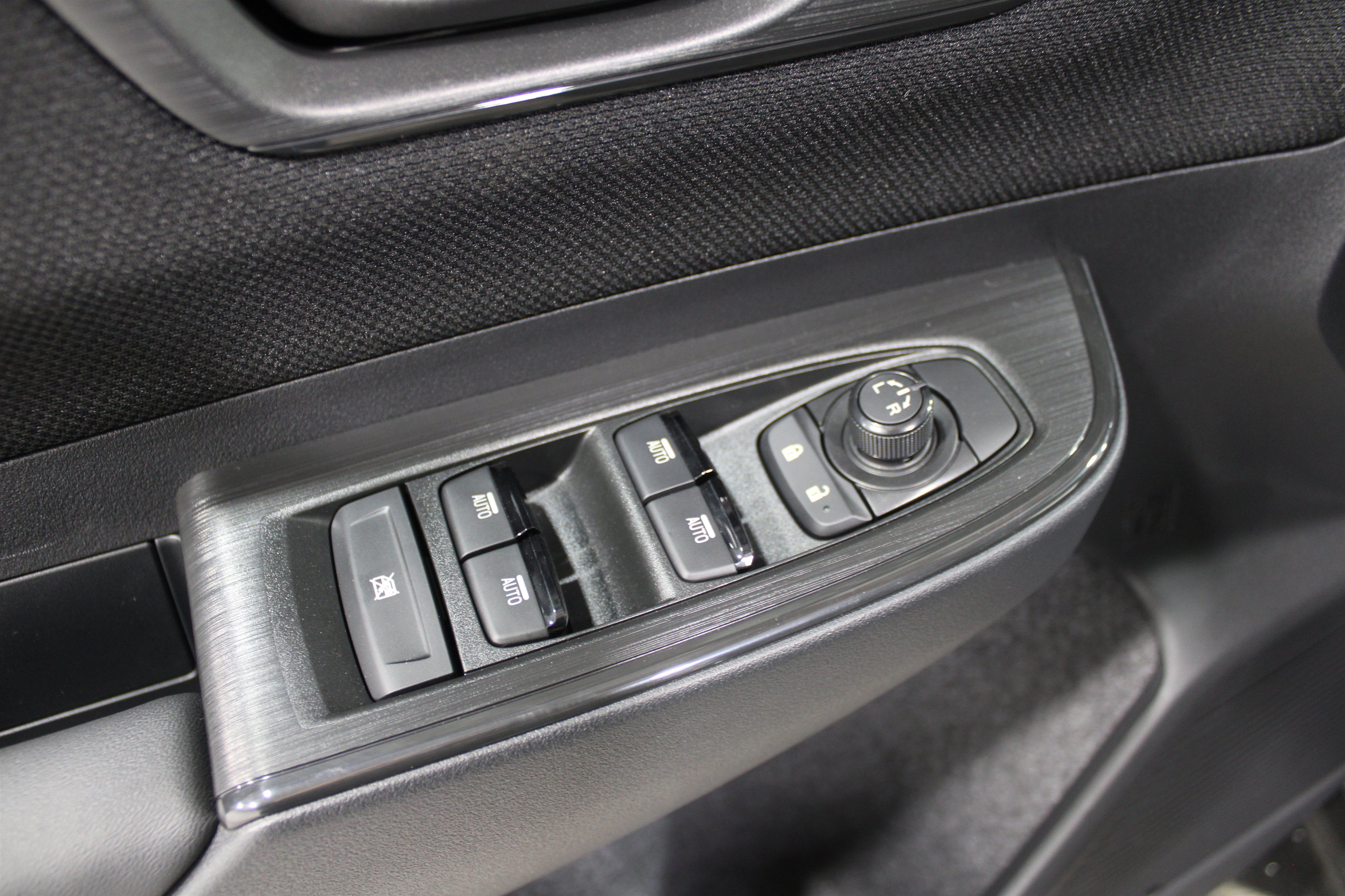 New 2026 Subaru Outback Limited AWD/4WD image 7