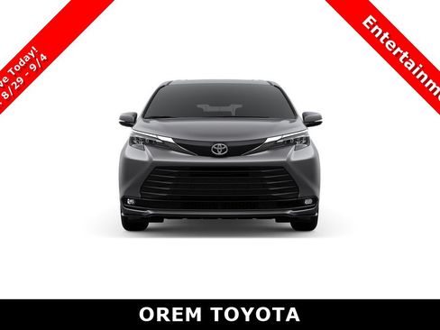 New 2026 Toyota Sienna XLE FWD image 17