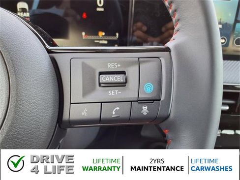 Used 2025 Nissan Kicks SR image 20