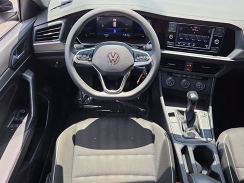 Used 2022 Volkswagen Jetta Sport FWD image 14