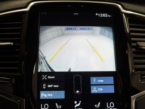 Used 2022 Volvo XC90 T6 Momentum w/ Advanced Package AWD/4WD image 15