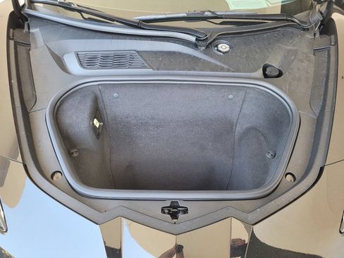 Used 2020 Chevrolet Corvette Stingray Preferred Cpe w/ 2LT Preferred Equipment Group RWD image 6
