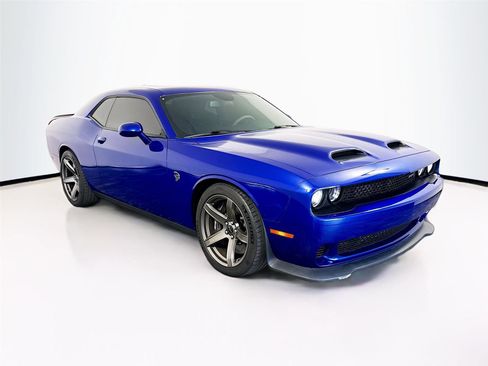 Used 2022 Dodge Challenger SRT Hellcat Redeye image 39