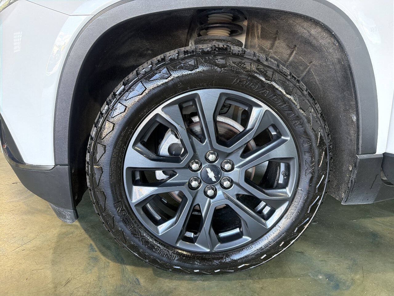 Used 2020 Chevrolet Traverse RS AWD/4WD image 33