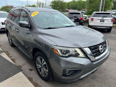 Used 2020 Nissan Pathfinder SV image 9