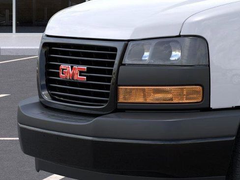 New 2026 GMC Savana 2500 image 13