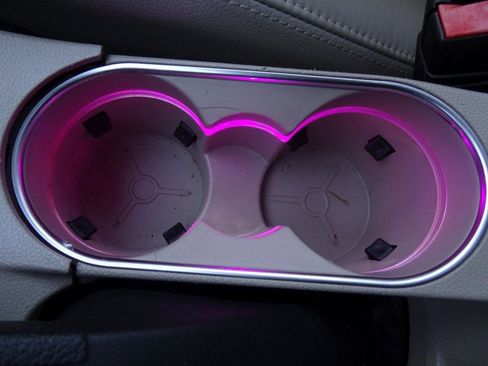 Used 2015 Ford Fiesta Titanium image 34