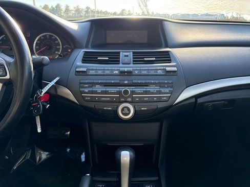 Used 2009 Honda Accord EX-L image 17