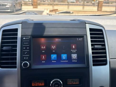 Used 2020 Nissan Frontier SV RWD image 14