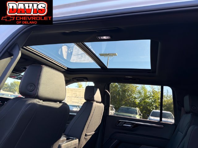 New 2027 Chevrolet Suburban RST w/ Comfort Package AWD/4WD image 19