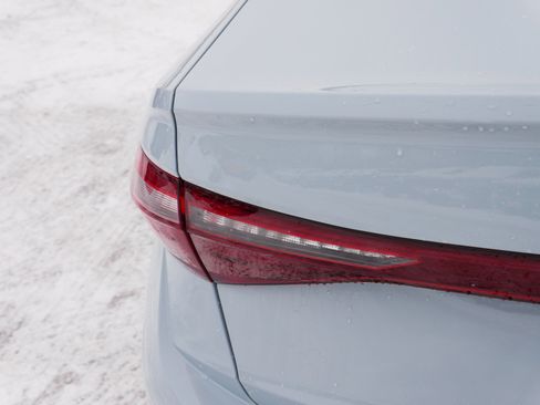 Certified 2025 Volkswagen Jetta SE image 17