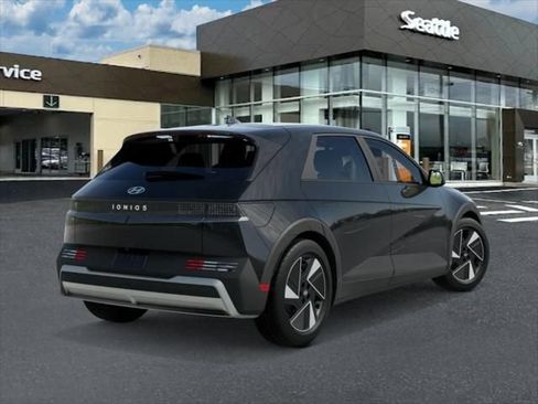 New 2026 Hyundai Ioniq 5 SE RWD image 4