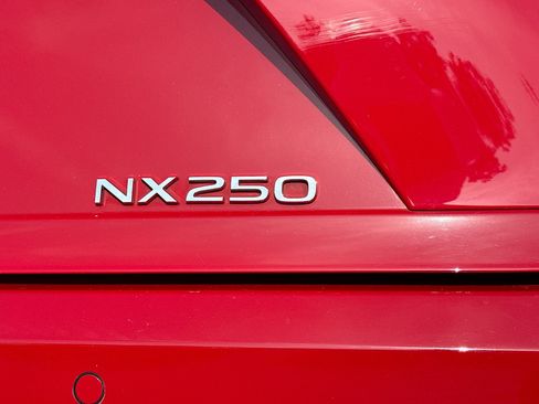 Used 2025 Lexus NX 250 FWD w/ Towing Package (2000 Lbs) image 11