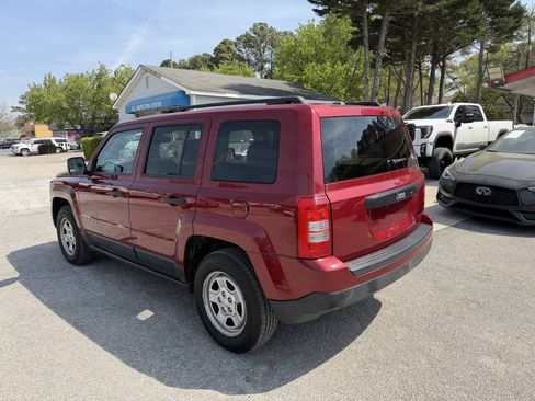 Used 2016 Jeep Patriot Sport FWD image 5