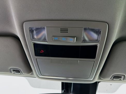 Used 2023 Toyota Tacoma SR5 image 18