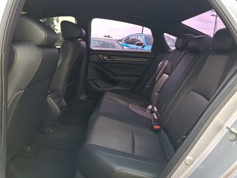Used 2020 Honda Accord Sport image 11