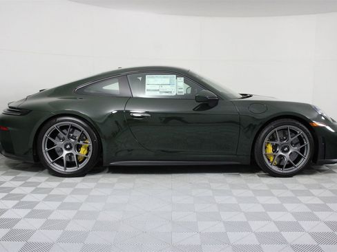 New 2026 Porsche 911 GT3 image 8