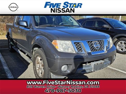 Used 2012 Nissan Frontier SV image 1