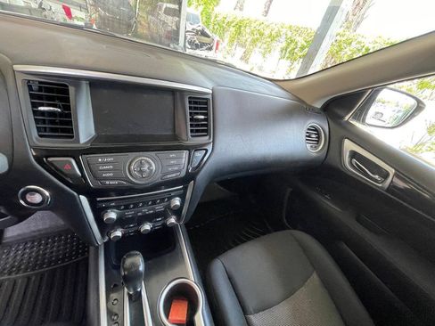 Used 2017 Nissan Pathfinder SV w/ Cargo Package FWD image 15