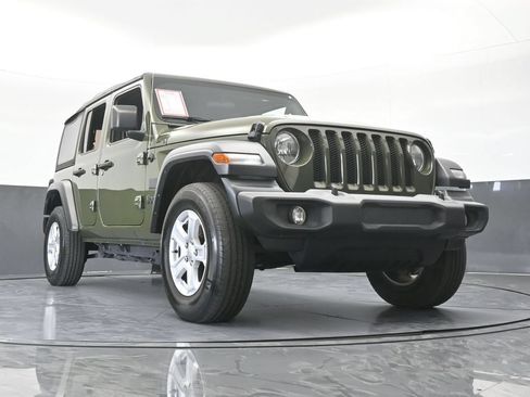 Used 2022 Jeep Wrangler Unlimited Sport AWD/4WD image 57