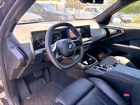 Used 2025 BMW X3 xDrive30i w/ Convenience Package AWD/4WD image 16