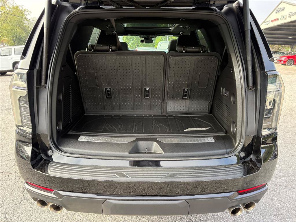 Used 2025 Chevrolet Tahoe Z71 w/ Comfort Package AWD/4WD image 25