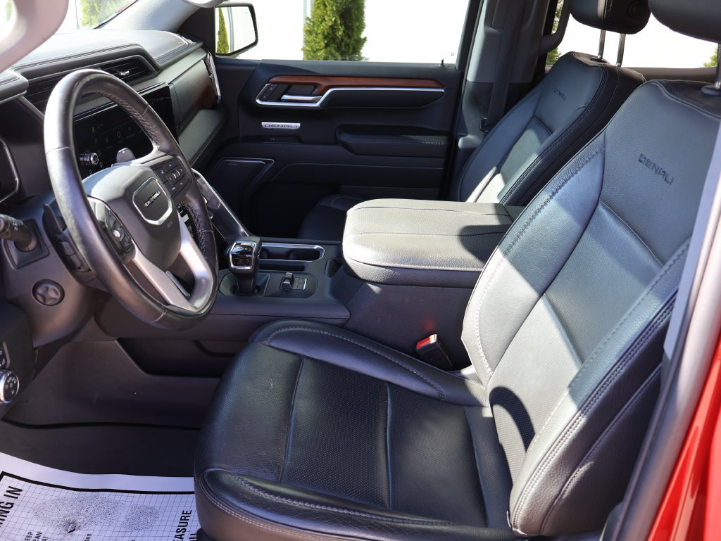 Used 2023 GMC Sierra 1500 Denali w/ Denali Reserve Package AWD/4WD image 33