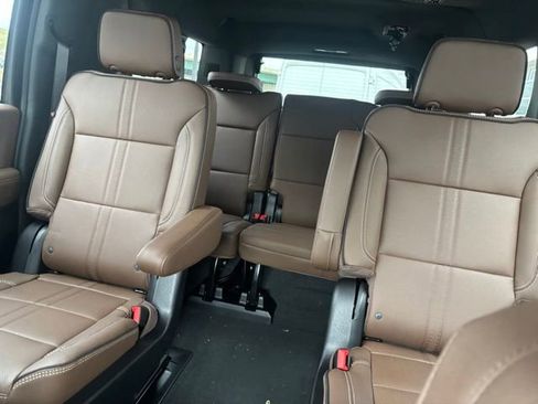 New 2026 Chevrolet Suburban High Country w/ Sun And Tow Package image 6