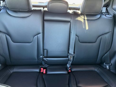 New 2026 Jeep Compass Limited w/ Sun, Sound & Navigation Group image 16