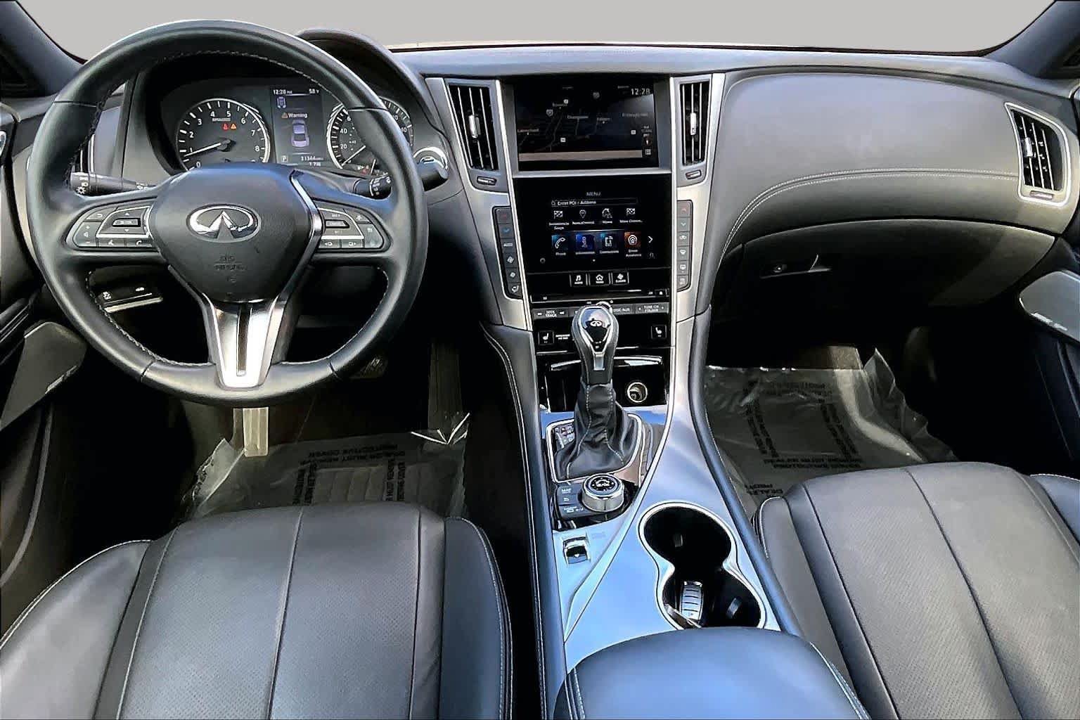 Used 2021 INFINITI Q60 3.0t Luxe w/ Essential Package RWD image 15