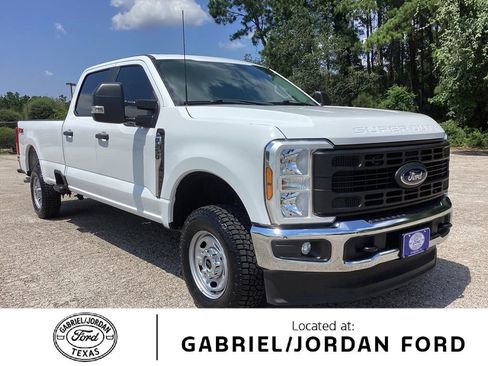 Used 2024 Ford F250 XL w/ FX4 Off-Road Package AWD/4WD image 1