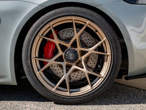 Used 2024 Porsche 718 Cayman GT4 RS image 19