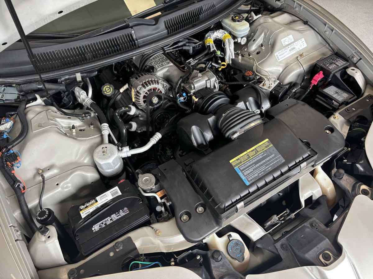 Used 2000 Pontiac Firebird Coupe RWD image 27