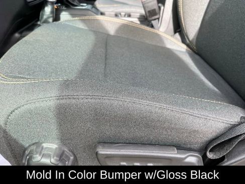 Used 2025 Jeep Gladiator Nighthawk image 16