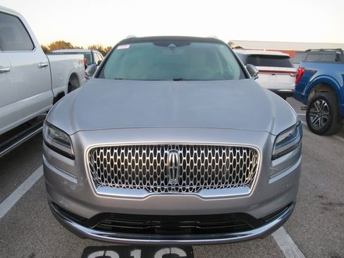 Certified 2022 Lincoln Nautilus Reserve w/ Equipment Group 201A image 2