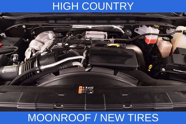 Used 2022 Chevrolet Silverado 3500 High Country w/ Safety Package II AWD/4WD image 39
