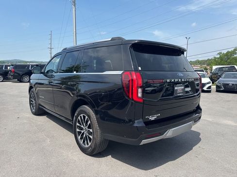 Used 2025 Ford Expedition Platinum AWD/4WD image 5