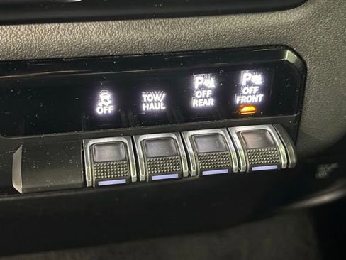 Used 2021 RAM 1500 Big Horn image 29