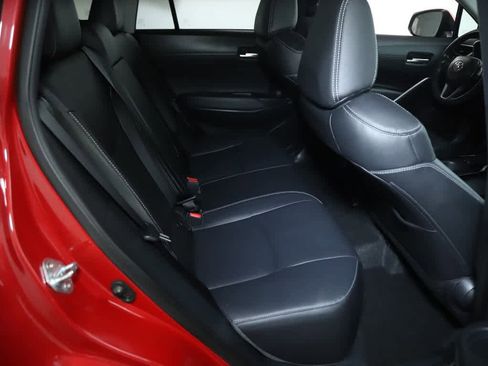Certified 2023 Toyota Corolla Cross XLE w/ Convenience Package FWD image 32