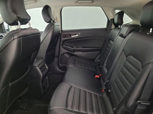 Used 2016 Ford Edge SEL w/ Equipment Group 201A AWD/4WD image 18