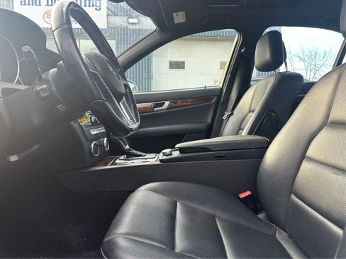 Used 2012 Mercedes-Benz C 300 4MATIC Sedan image 8
