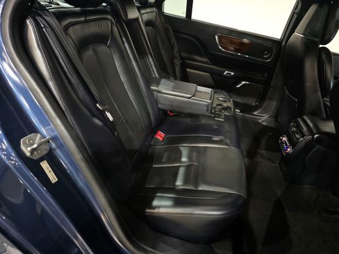Used 2018 Lincoln Continental Reserve image 58